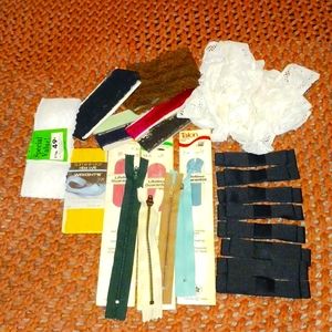 Vintage lace/zippers and ribbon